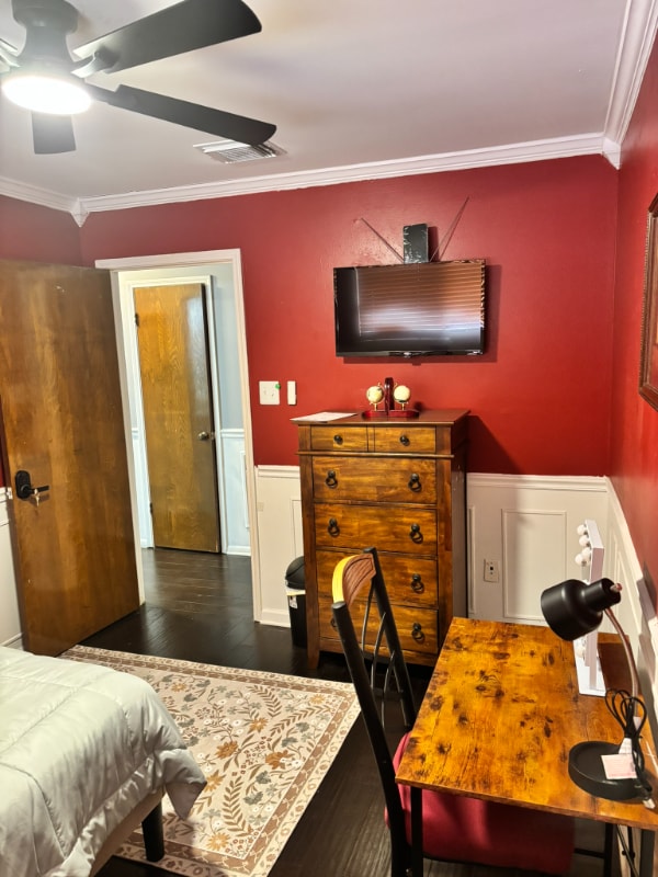 Building Photo - 9319 Rentur Dr