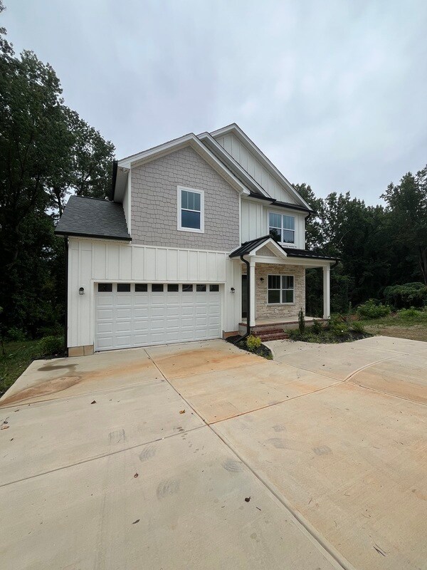 Foto del edificio - 2130 N New Hope Rd