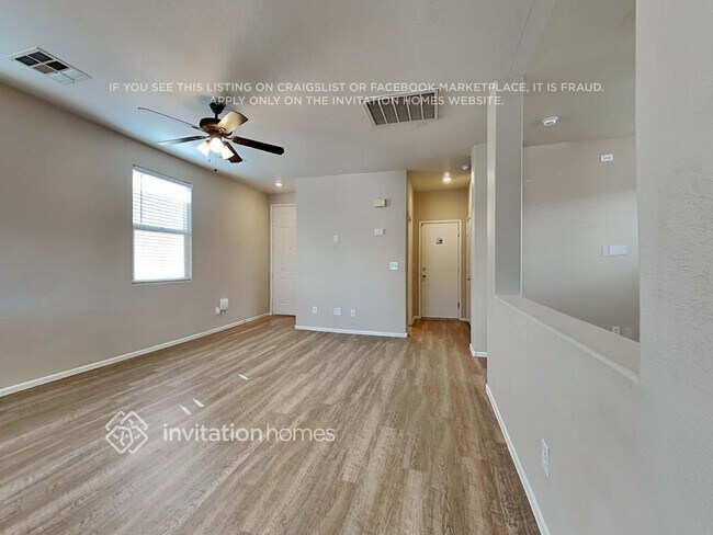 Foto del edificio - 4920 Whistling Acres Ave