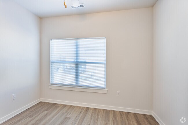 2HAB, 2BA - 1,142 ft² - Mission Trail at El Camino Real