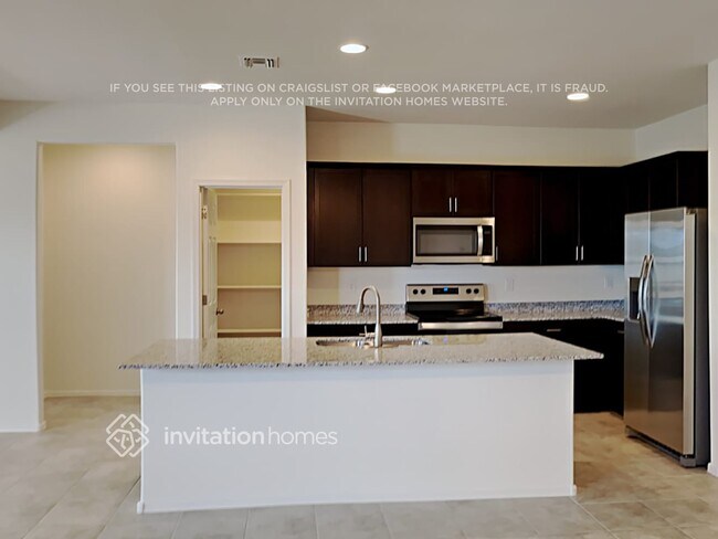 Foto del edificio - 43779 Yucca Ln