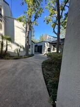 Building Photo - 18645 Hatteras St