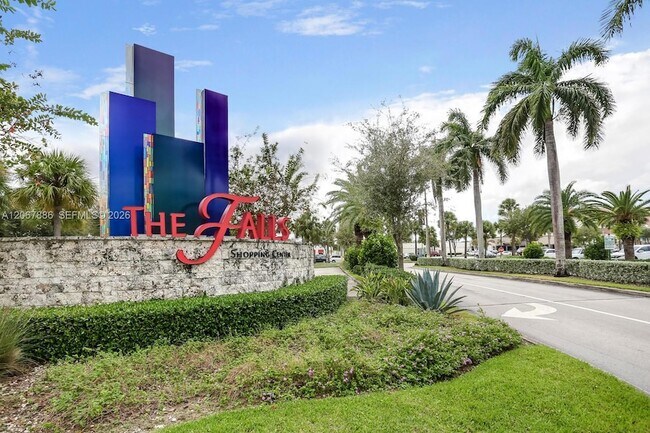 Foto del edificio - 12472 SW 123rd St