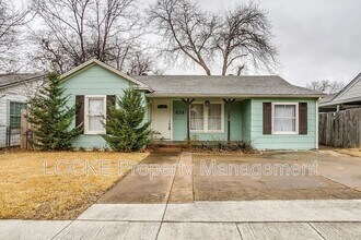 Building Photo - 3024 8th Ave