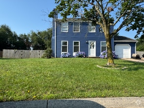 Building Photo - 224 Sheffield Dr