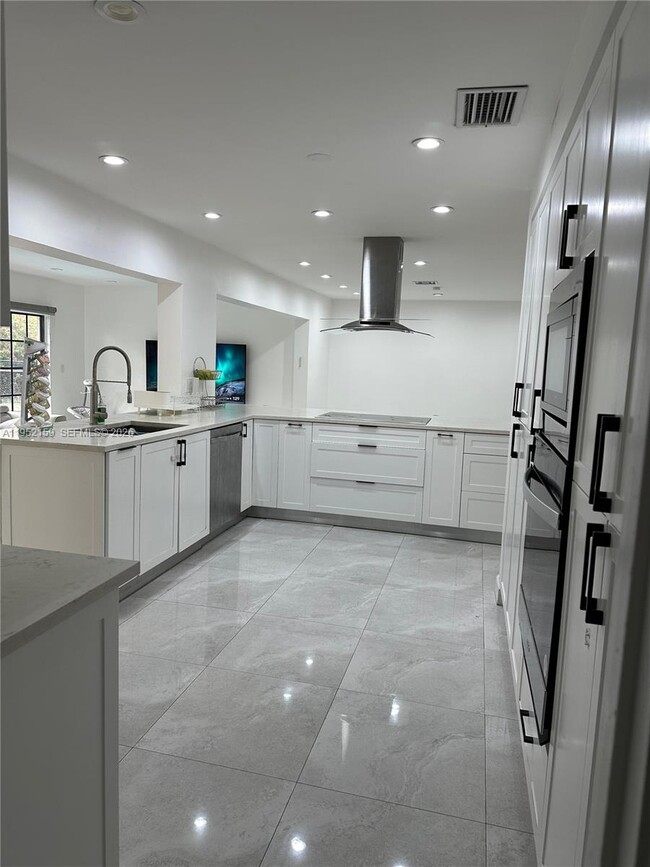 Building Photo - 10153 SW 51st St