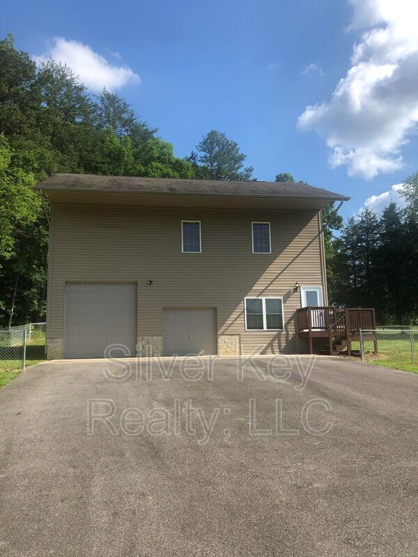 Primary Photo - 1819 Co Rd 700