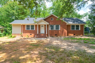 Building Photo - 1247 Cherokee Ave