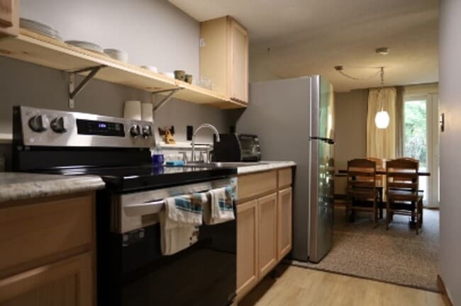 Foto del edificio - 52 Orris Rd