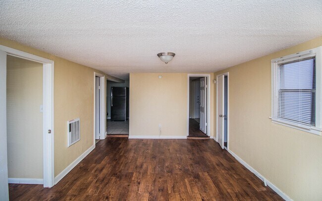 Building Photo - 2406 Avenue X
