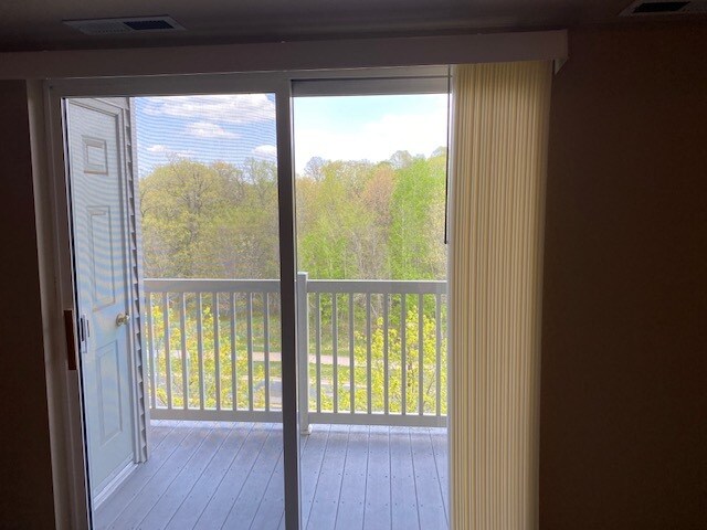 Trees, not parking lot view! - 1321 Lake Dr W