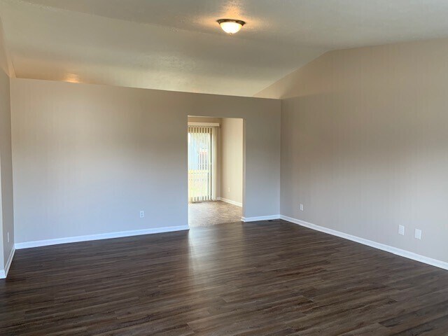 Building Photo - 2820 GRASSY CREEK DRIVE