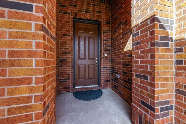 Building Photo - 1113 Arbor Acres Loop