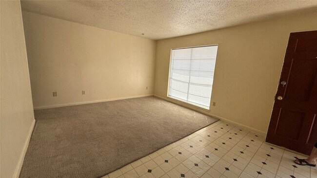 Foto del edificio - 2606 Beatty St