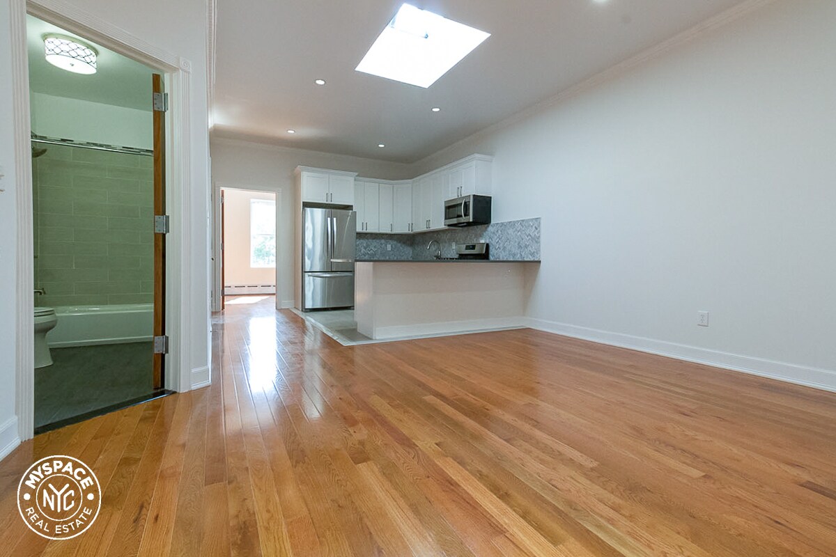 87 Nichols Ave Unit 1, Brooklyn, NY 11208 Room for Rent in Brooklyn