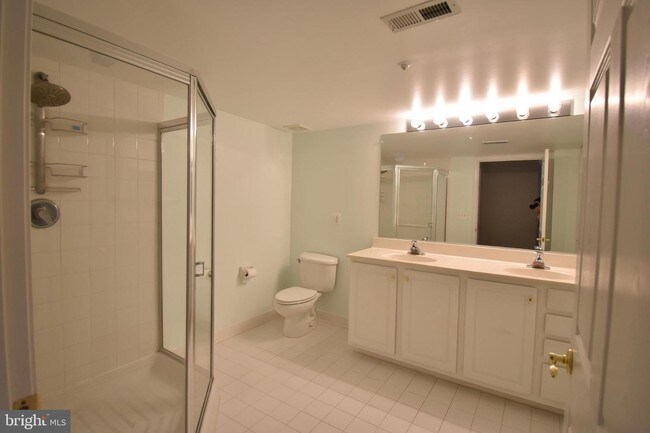 Building Photo - 12300 Rosslare Ridge Rd