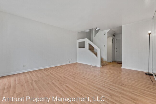 Building Photo - 2 br, 1.5 bath House - 4595 Provincetown Dr