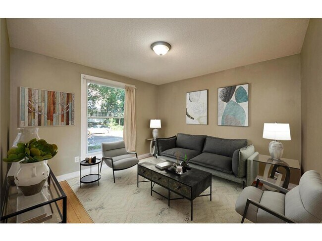 Foto del edificio - 1036 15th Ave SE