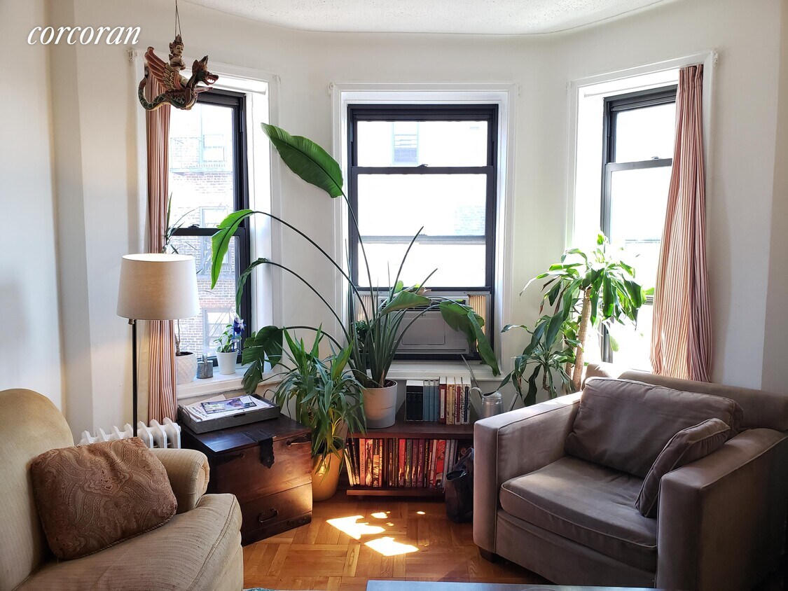 Foto principal - 766 Brady Ave
