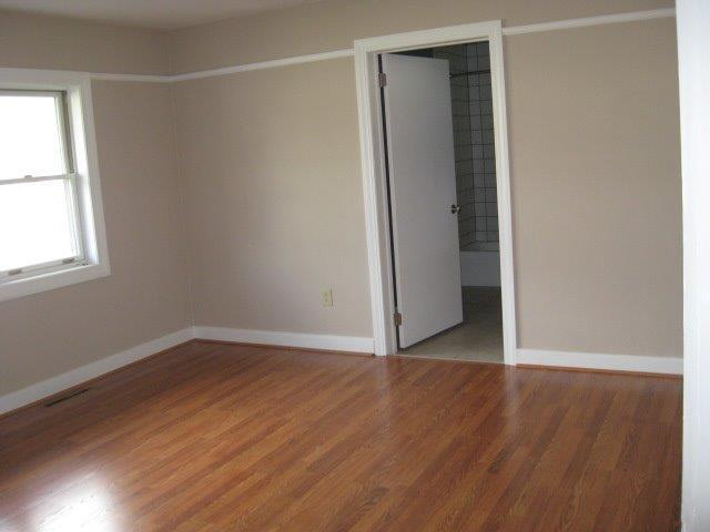 Building Photo - 1581 Sulphur Springs Rd