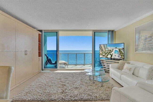 Building Photo - 2501 S Ocean Dr