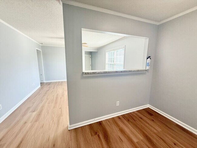 Foto del edificio - Three bedroom 2 bath single family home