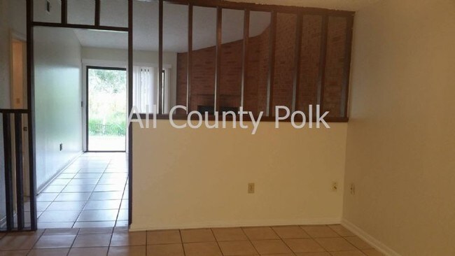 Foto del edificio - 1318 Fairway Dr