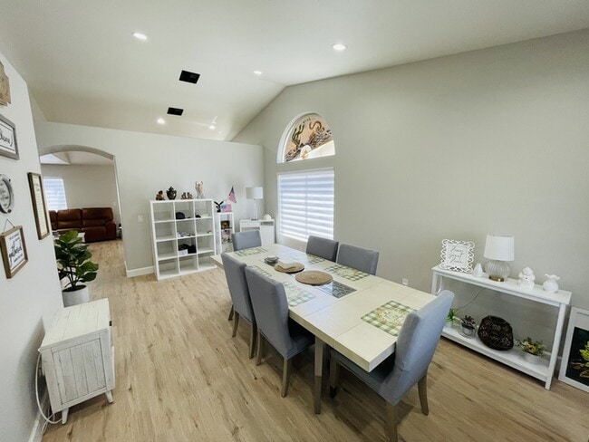 Building Photo - 28635 Sand Island Way
