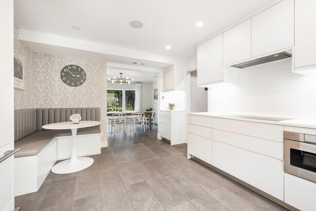 Foto del edificio - 227 Griffen Ave