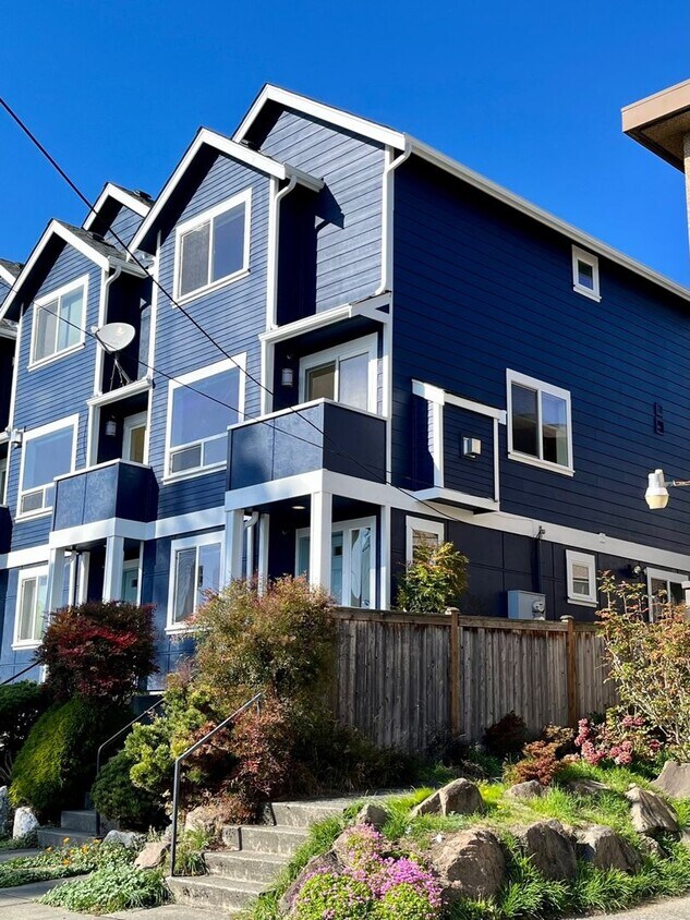Primary Photo - Ballard Townhome