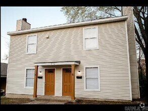 Building Photo - 715 S Valentine St