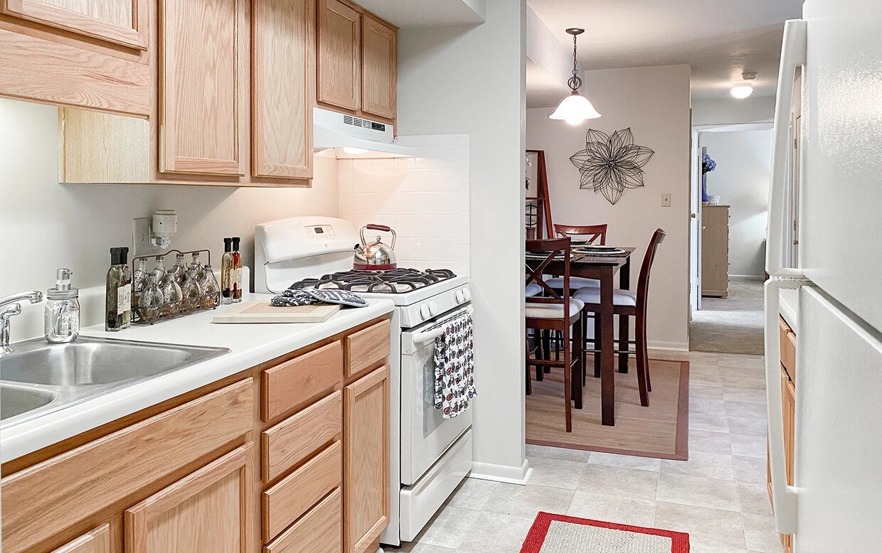 Shawnee Apartments 1222 University City Blvd Blacksburg, VA