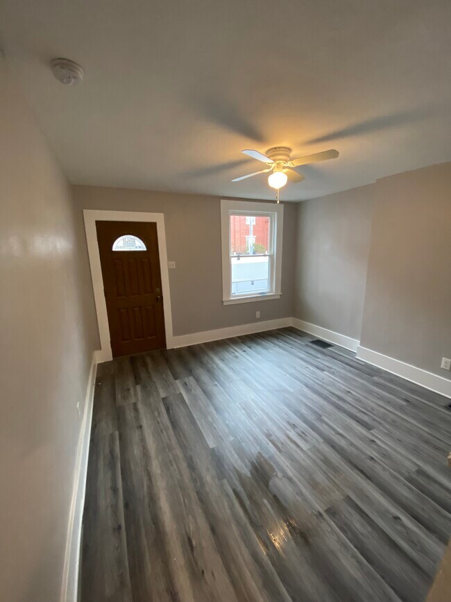 406 S 3rd Ave, Elizabeth, PA 15037 Townhome Rentals in Elizabeth PA