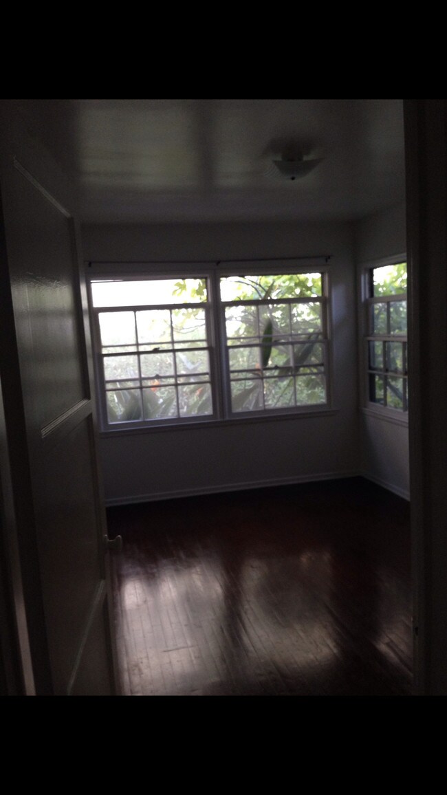 Building Photo - 4208 Arch Dr