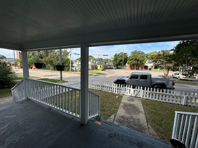 Foto del edificio - Charming 1925 Craftsman Bungalow in Downtown Raleigh