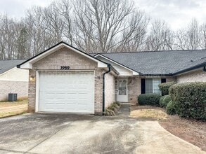 Building Photo - 3989 Hidden Hollow Dr