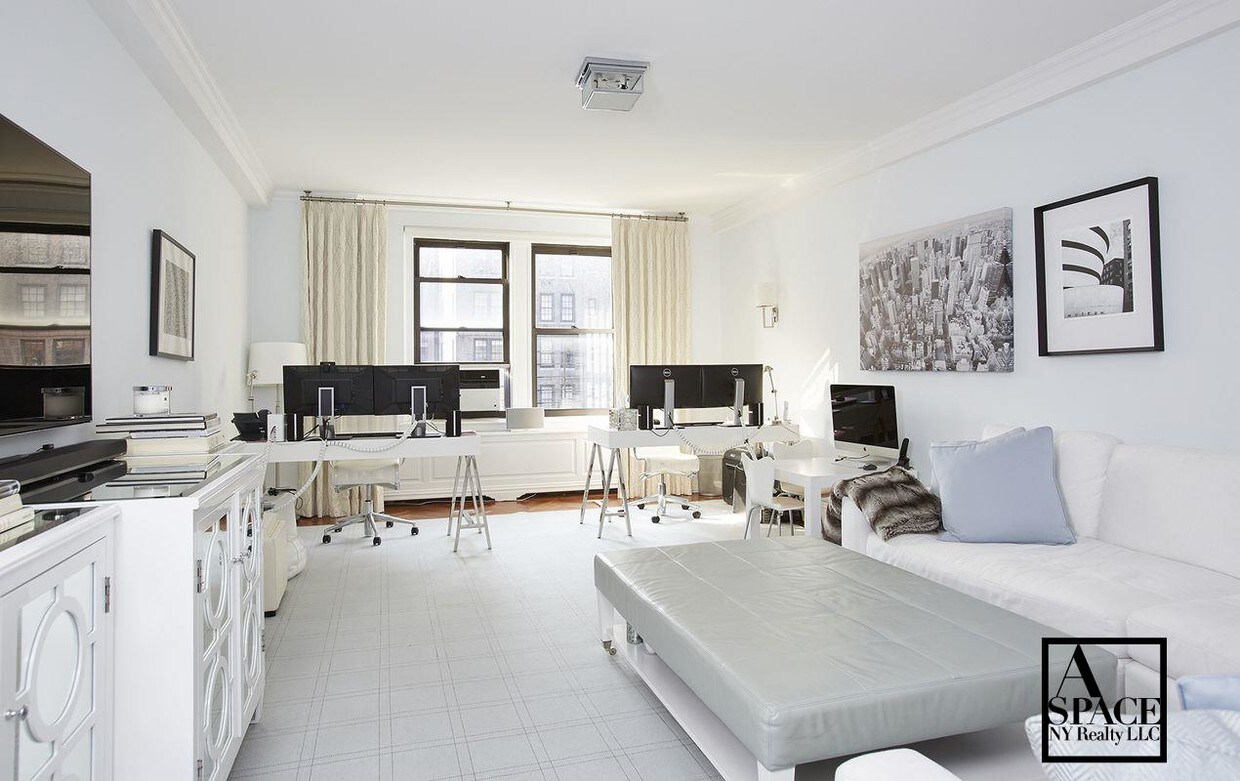 Primary Photo - 105 East 88th Street