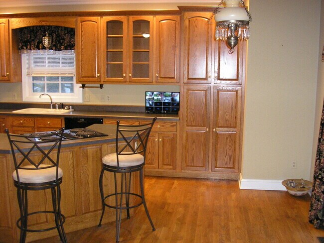 Foto del edificio - 1422 Three Springs Road