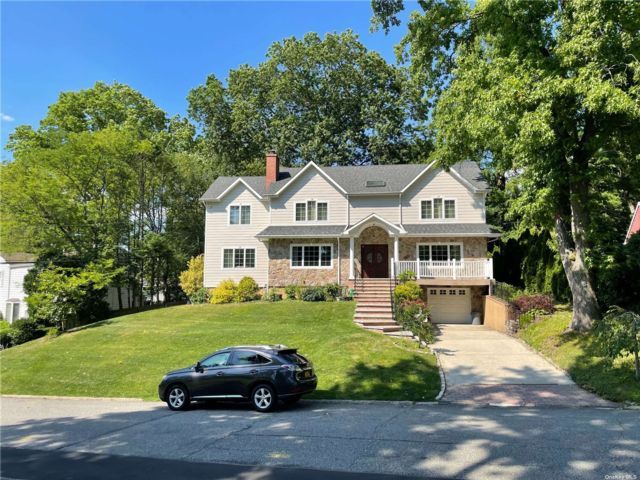 Foto del edificio - 5 Oaks Hunt Rd