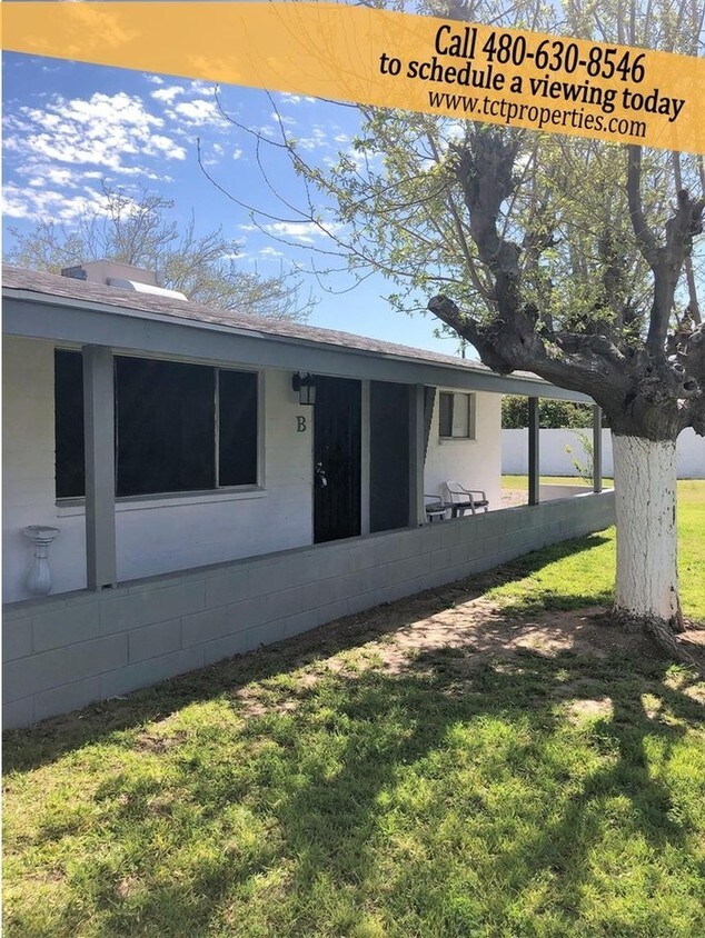 Primary Photo - Cute 2 Bedroom Duplex Apartment in Mesa