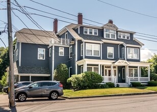 Building Photo - 110 Maple Pl