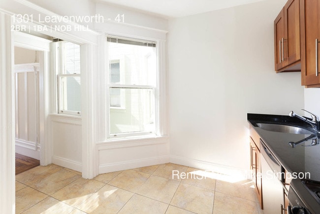 Building Photo - 1301 Leavenworth St