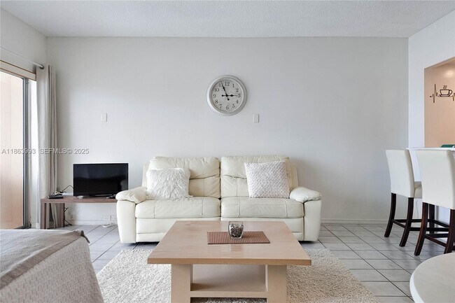 Foto del edificio - 1965 S Ocean Dr