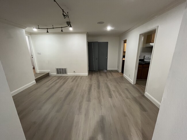 Foto del edificio - 339 Woolsey St