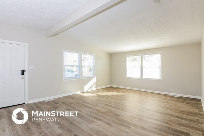 Foto del edificio - 1724 Englewood Dr