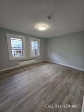 Building Photo - 176 Webster Ave