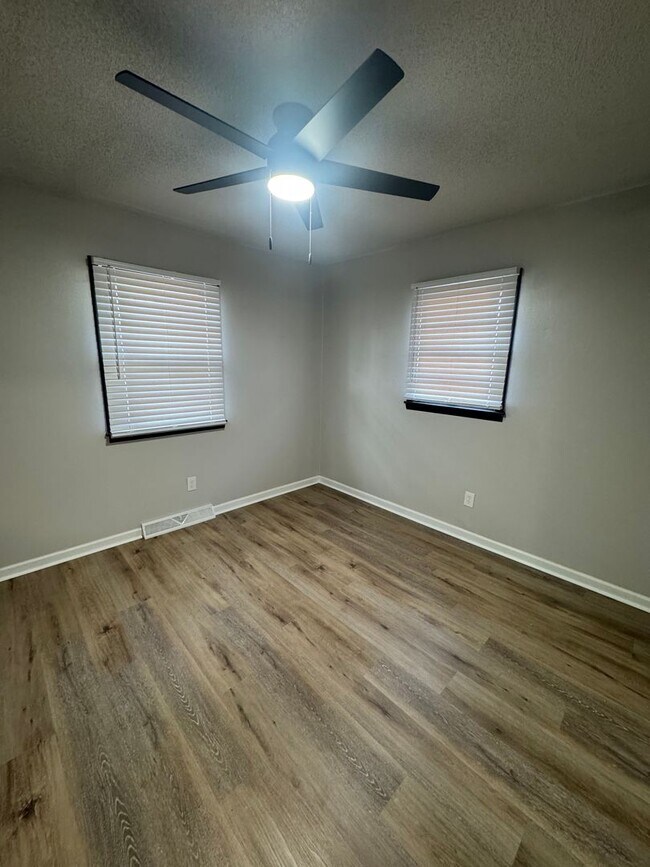 Foto del edificio - 2812 Mulberry Rd