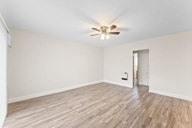 Building Photo - 14525 Albers St
