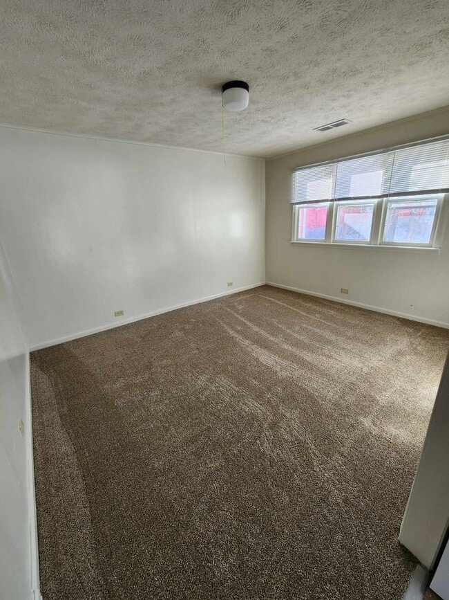 Building Photo - One Bedroom One Bathroom Single House