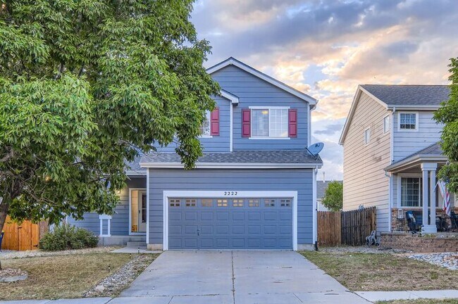 Building Photo - 2222 Woodpark Dr